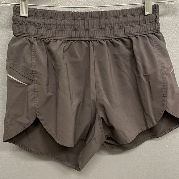 all in motion Pants - Used all in motion running shorts